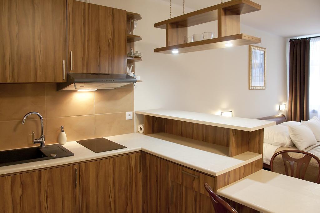 Apartamenty Hotelu Pod Orlem ทอรูน ภายนอก รูปภาพ