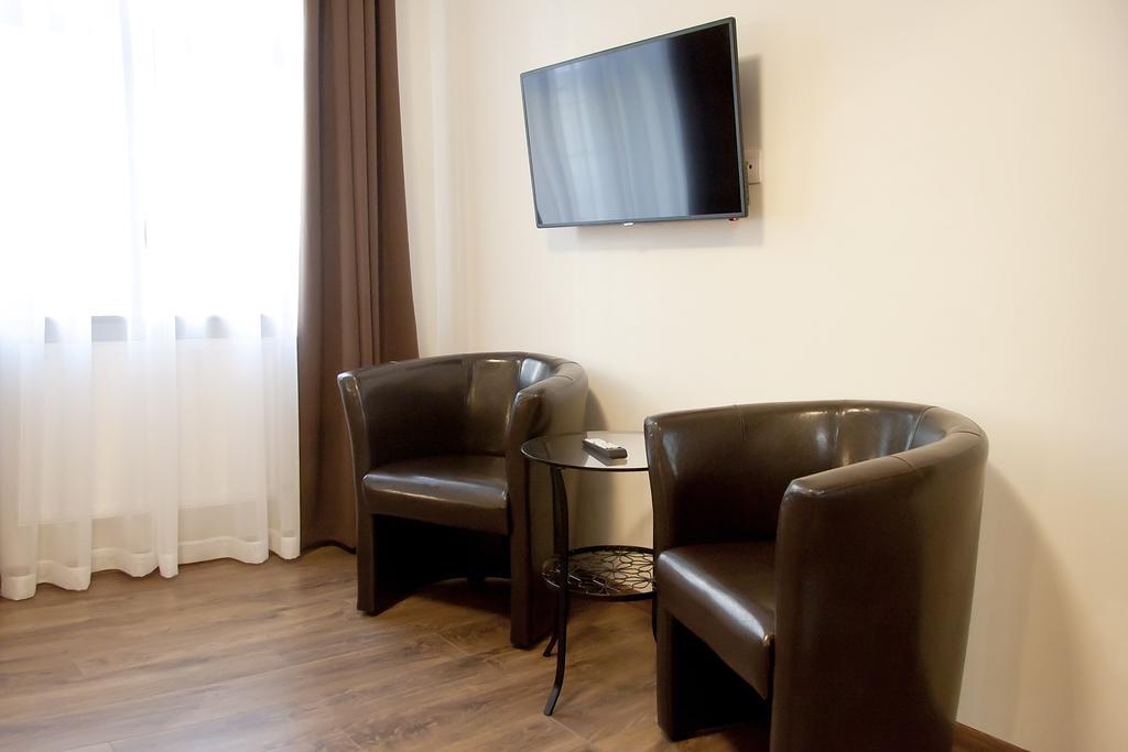 Apartamenty Hotelu Pod Orlem ทอรูน ภายนอก รูปภาพ