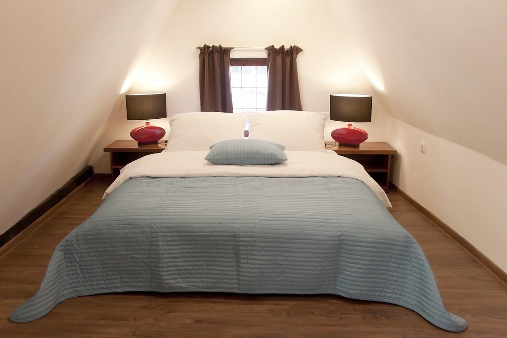 Apartamenty Hotelu Pod Orlem ทอรูน ภายนอก รูปภาพ