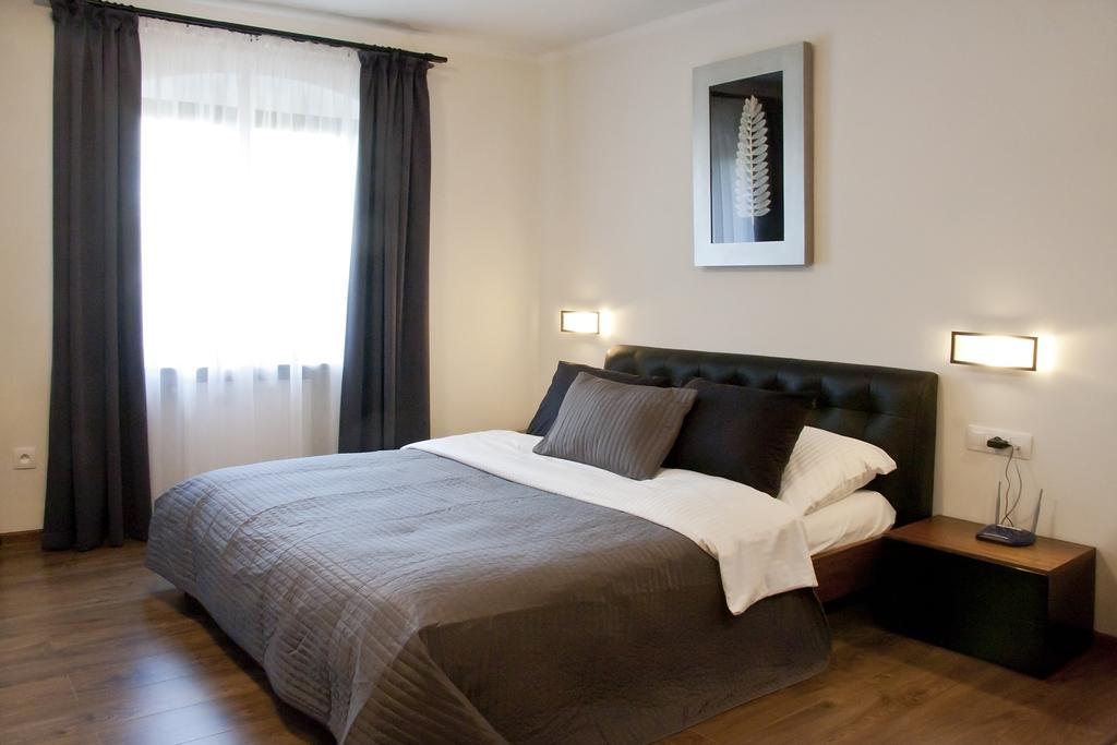 Apartamenty Hotelu Pod Orlem ทอรูน ภายนอก รูปภาพ