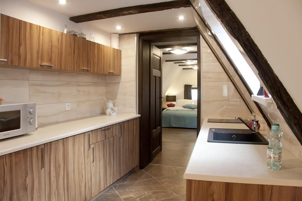 Apartamenty Hotelu Pod Orlem ทอรูน ภายนอก รูปภาพ